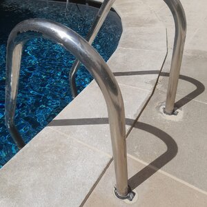 Révolution piscine + création d'un escalier intérieur 17.41.08 (1)