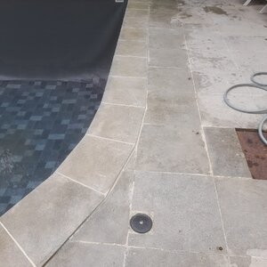 Révolution piscine + création d'un escalier intérieur 17.41.08