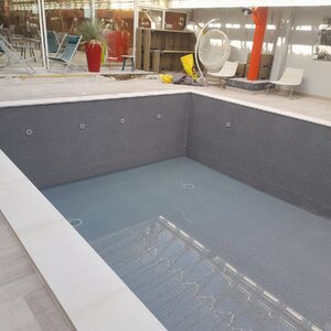 Rénovation d'une piscine + Création d'un pédiluve 17.34.43 (10)