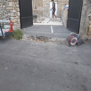 Pose de clôture souple, sur mur de clôture 2024-10-13 at 14.44.08 (4)