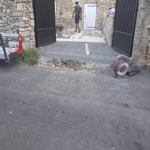 Pose de clôture souple, sur mur de clôture 2024-10-13 at 14.44.08 (5)