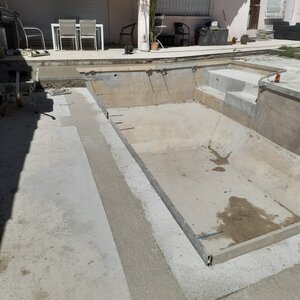 Création d'une terrasse tours de piscine 2024-10-13 at 14.08.48 (1)