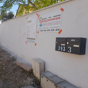 Création d'un mur de clôture + ravalement de mur existant 17.41.26 (11)